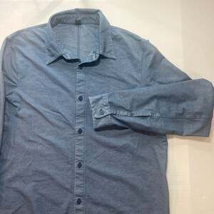 Lululemon Men's Commission Long Sleeve Shirt Medium Blue